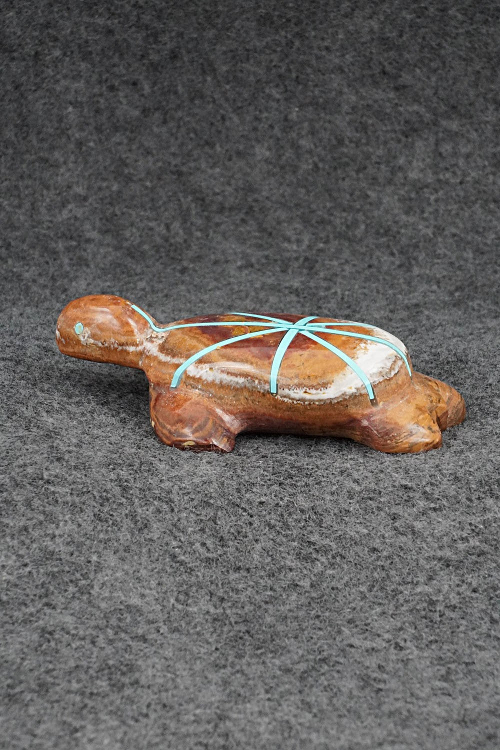 Turtle Zuni Fetish Carving - Kenric Laiwakete