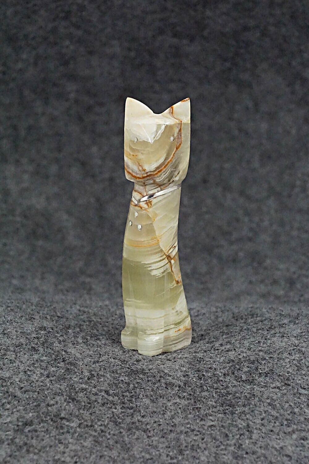 Cat Zuni Fetish Carving - Kenny Chavez