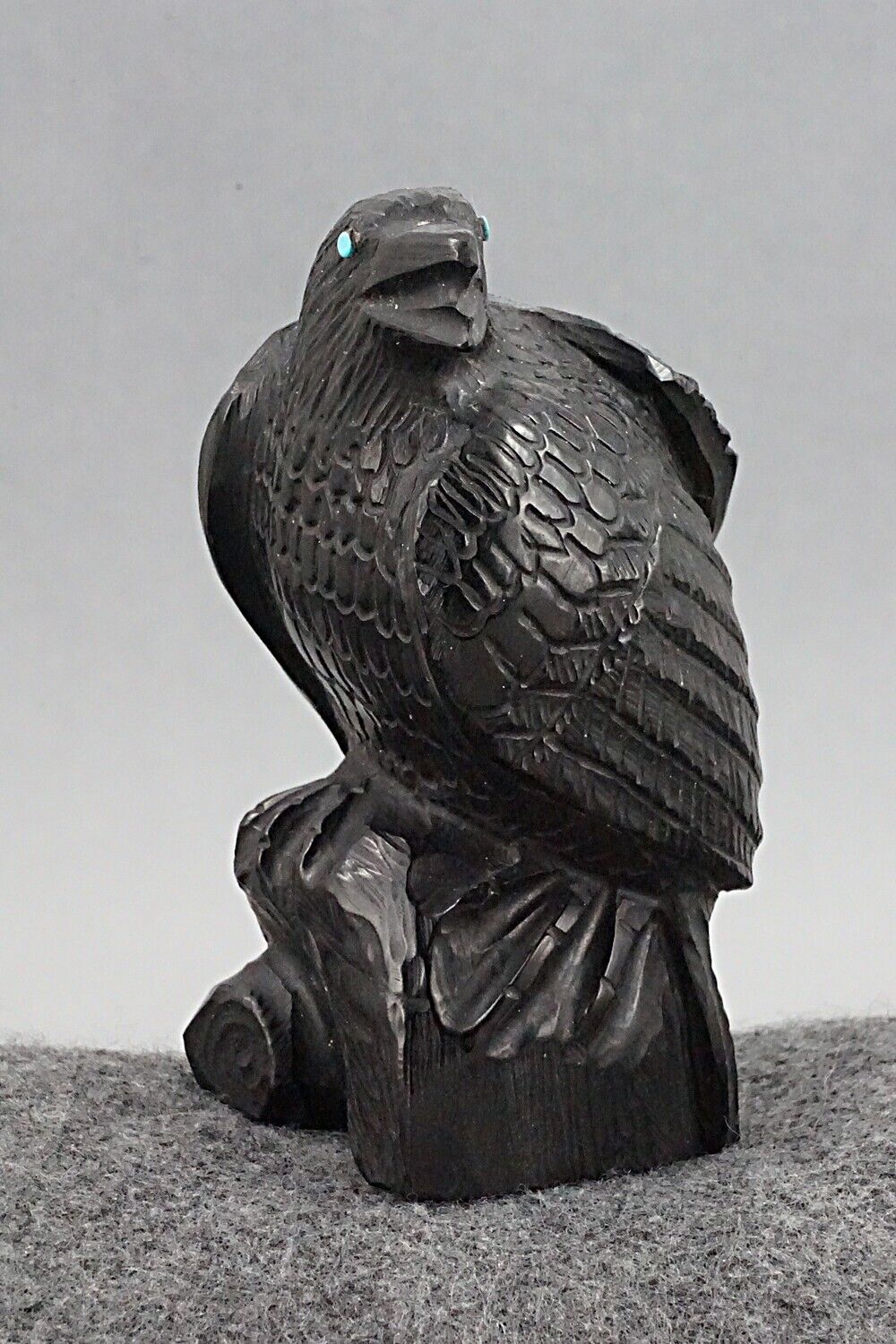 Crow Zuni Fetish Carving - Derrick Kaamasee