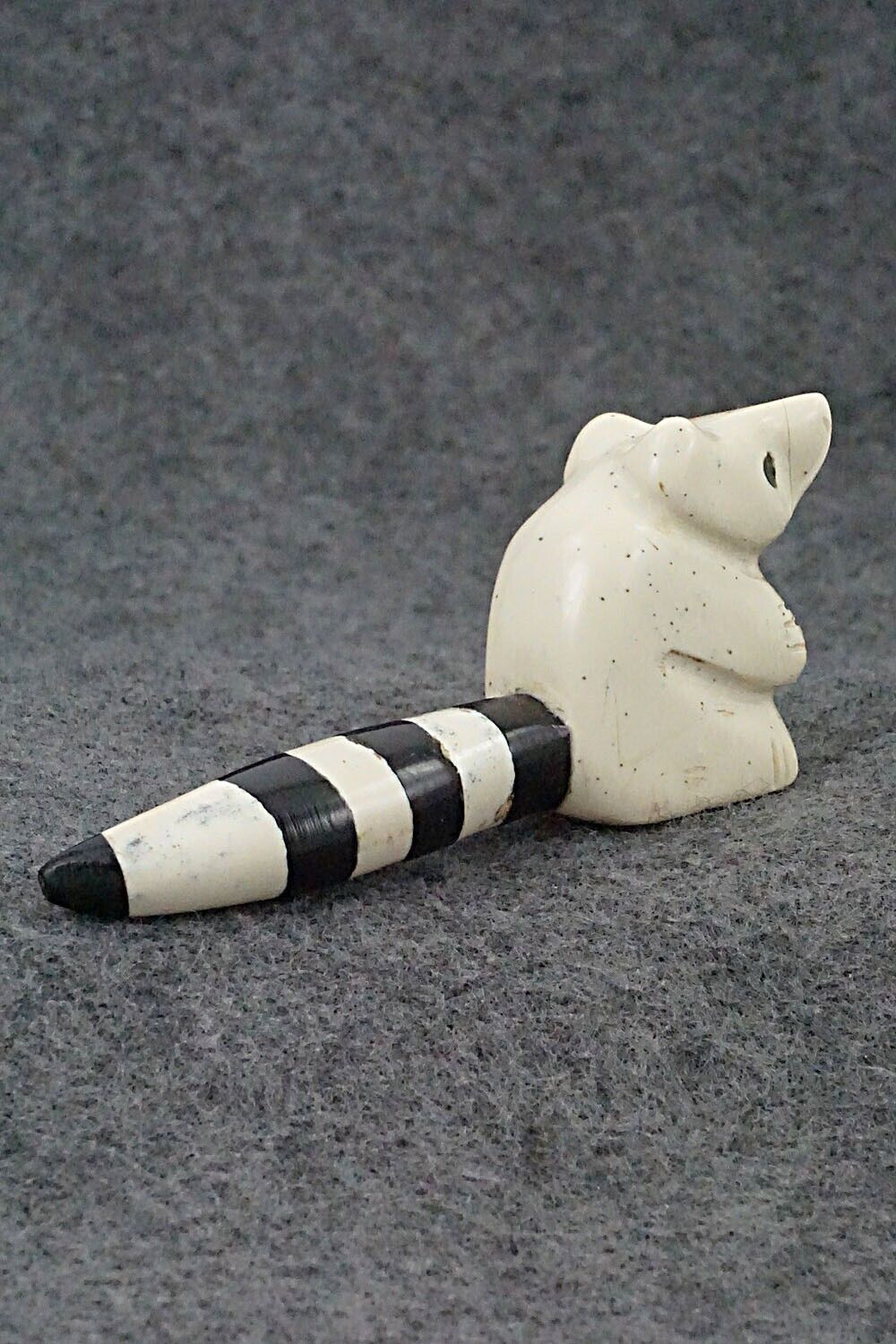 Raccoon Zuni Fetish Carving - Justin Red Elk