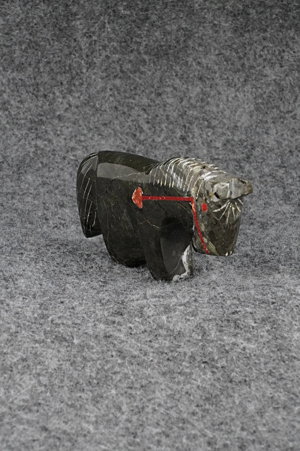 Horse Zuni Fetish Carving - Kenric Laiwakete