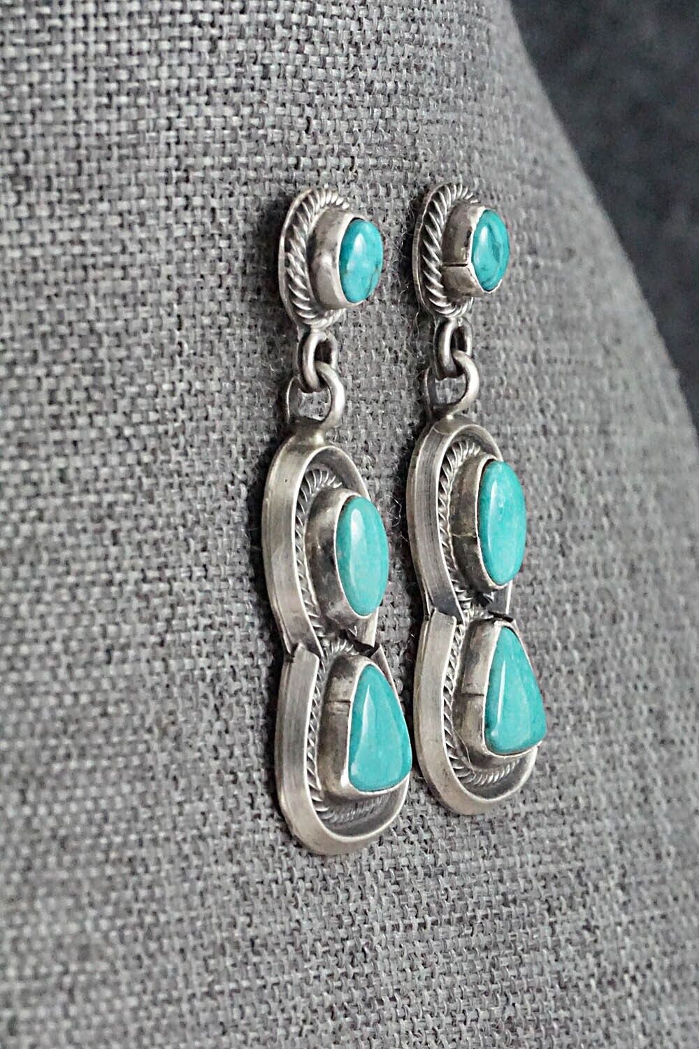 Turquoise & Sterling Silver Necklace Set - Raymond Delgarito