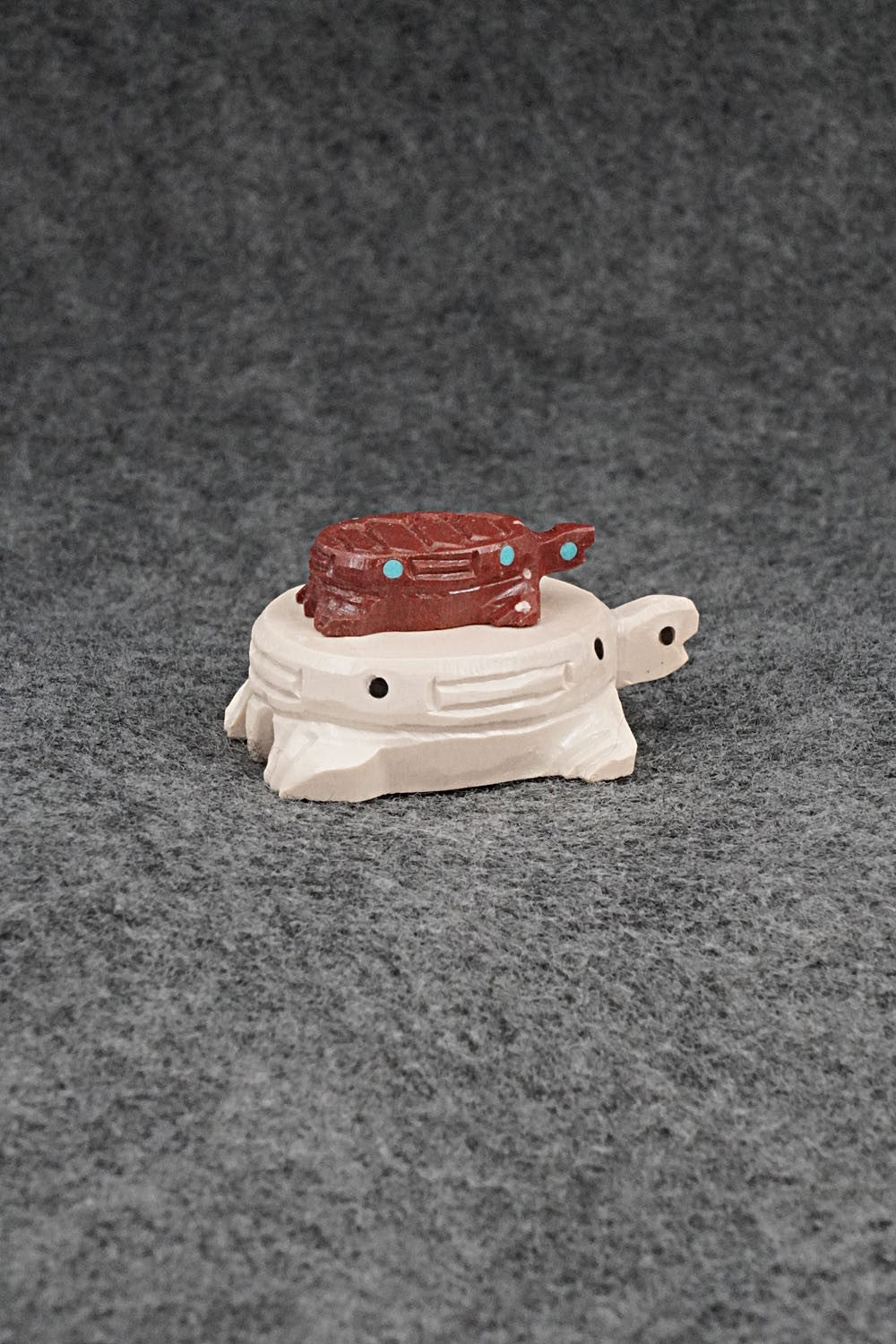 Turtle Zuni Fetish Carving - Jesus Espino