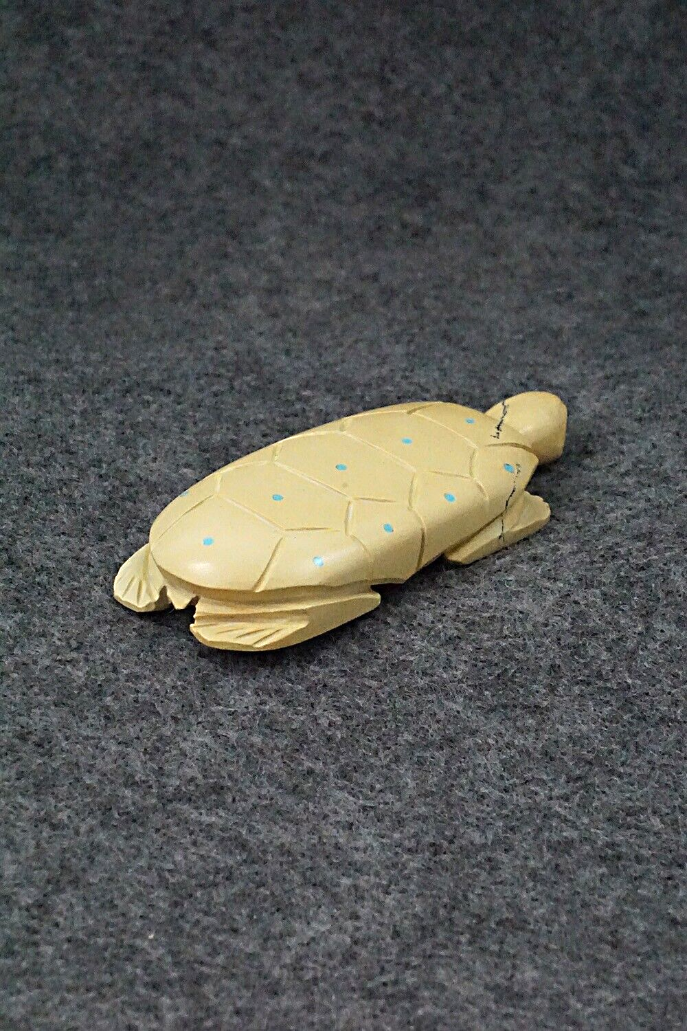 Turtle Zuni Fetish Carving - Alex Tsethlikai