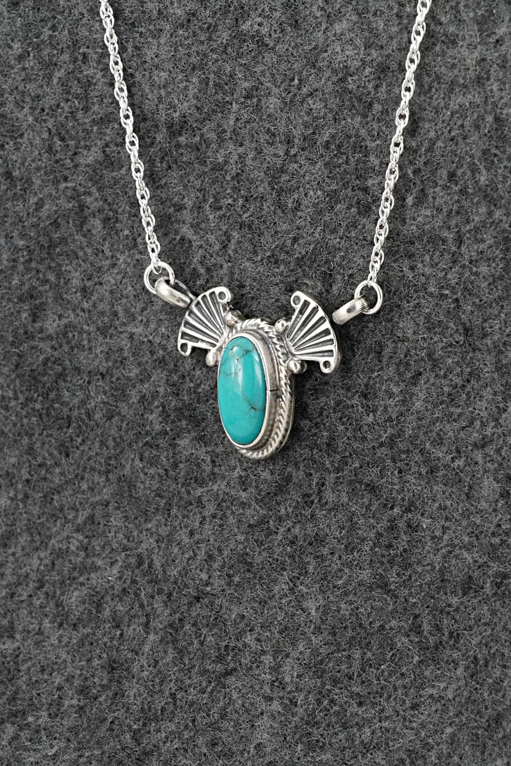 Turquoise & Sterling Silver Necklace - Verley Betone