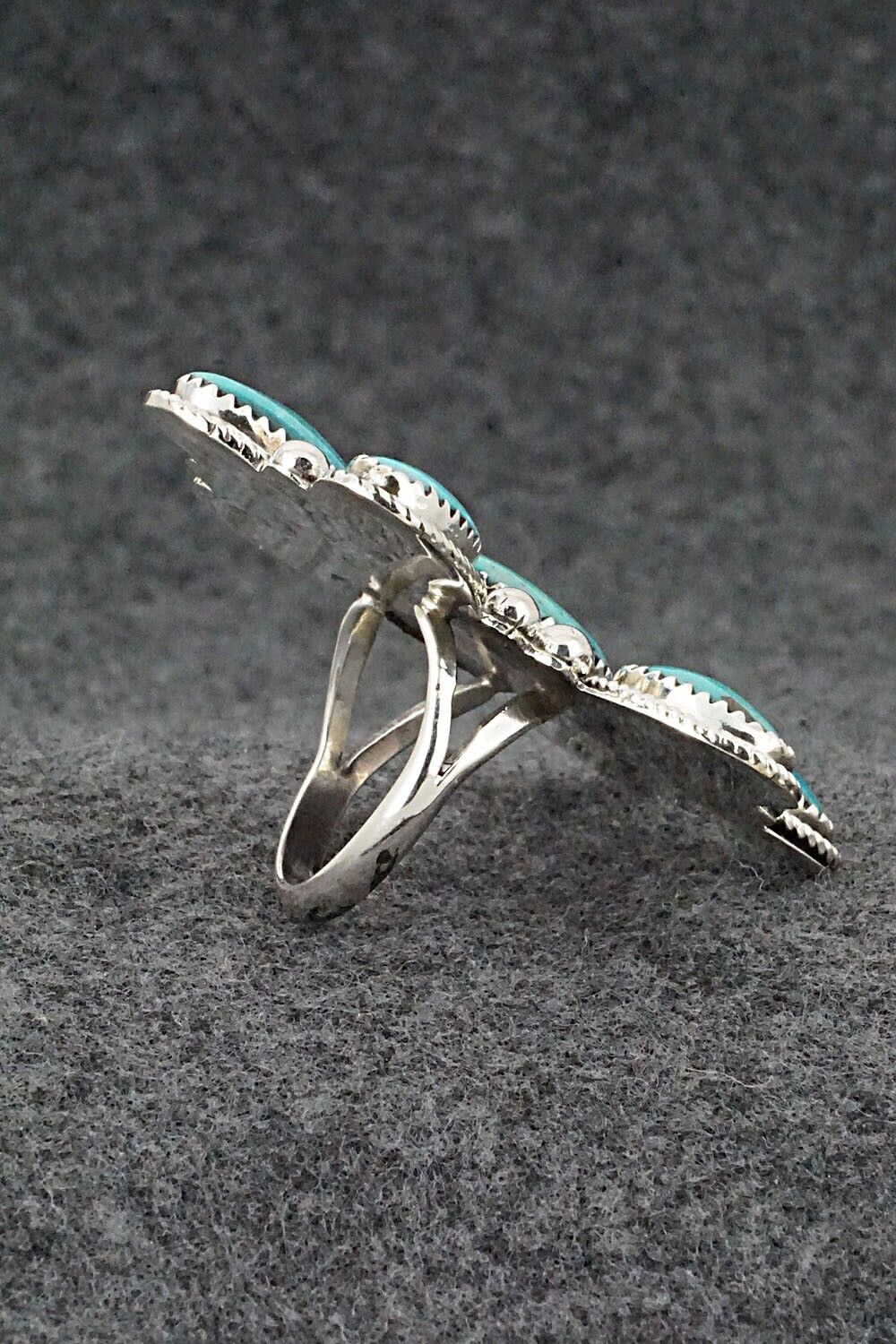 Turquoise & Sterling Silver Ring - Ernest Hawthorne - Size 8