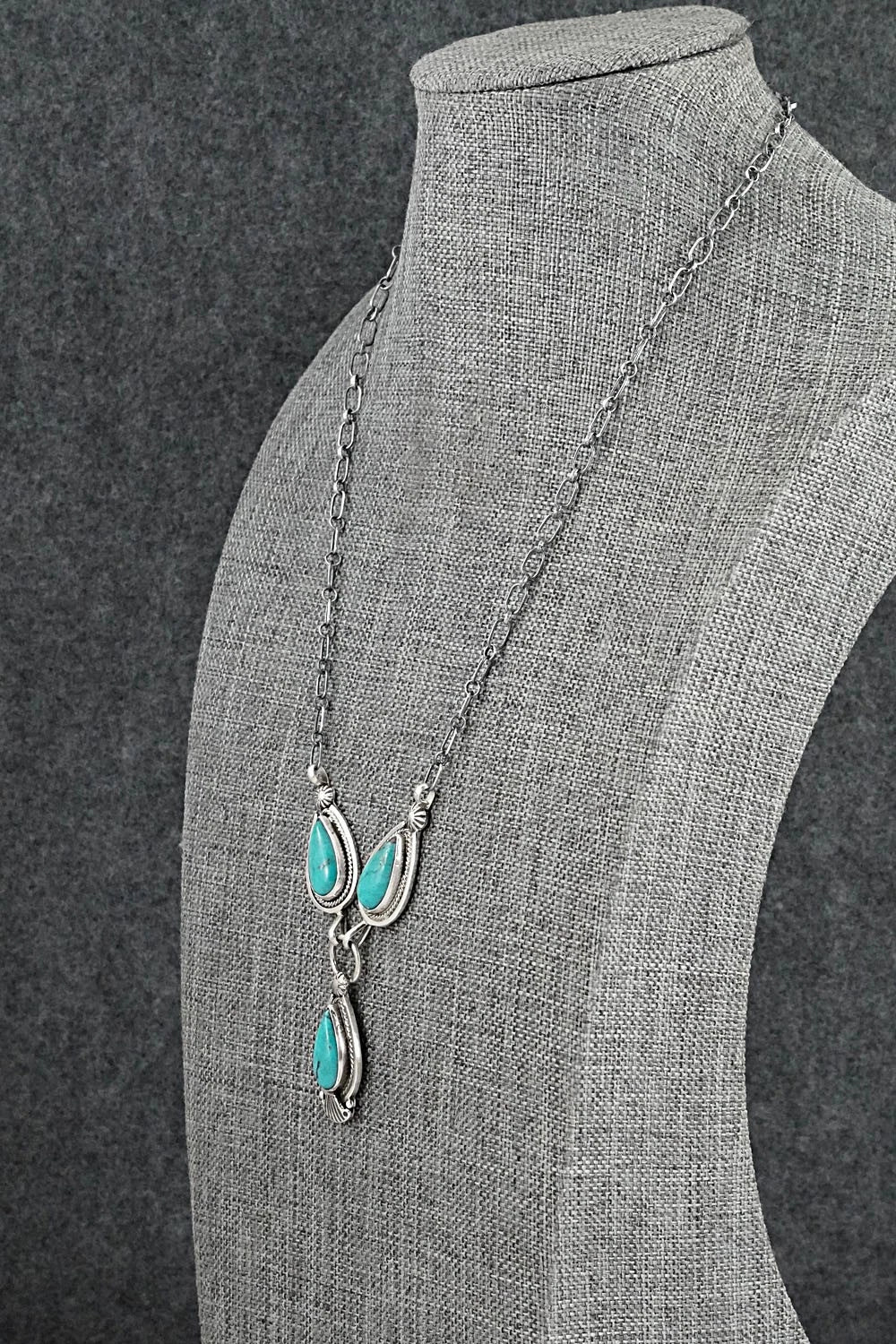 Turquoise & Sterling Silver Necklace - Verley Betone