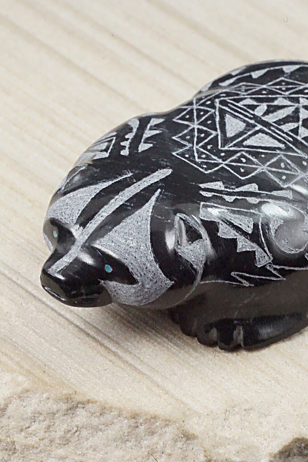 Badger Zuni Fetish Carving - Curtis Garcia