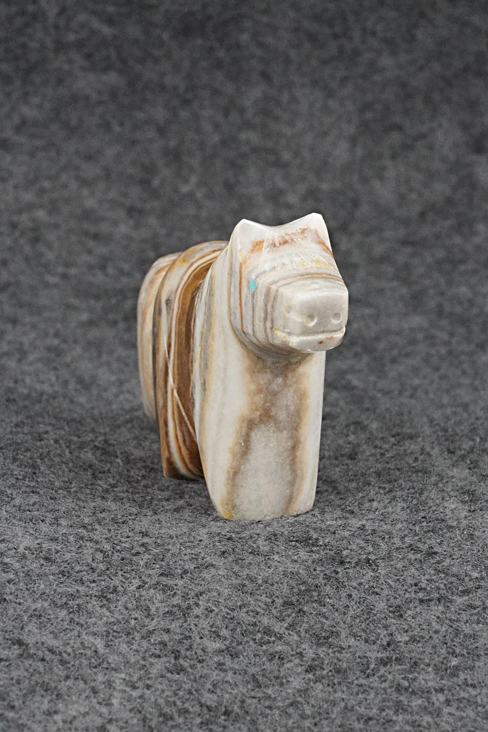 Horse Zuni Fetish Carving - Daphne Quam