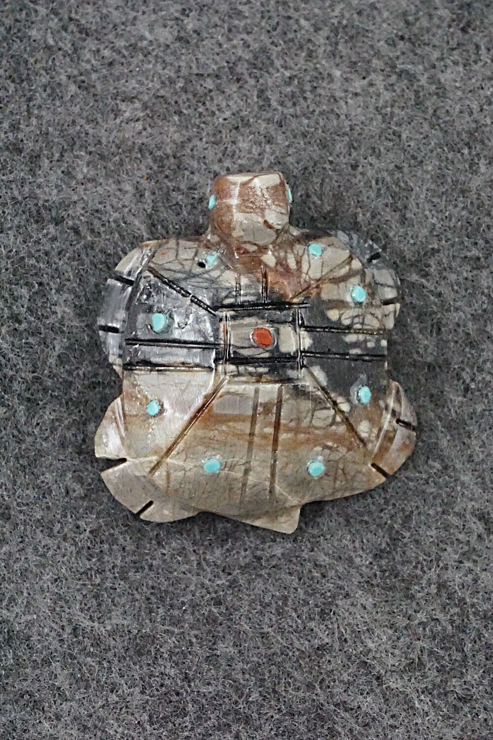 Turtle Zuni Fetish Carving - Carl Etsate