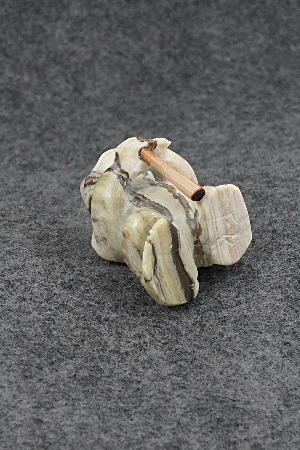 Frog Zuni Fetish Carving - Freddie Leekya