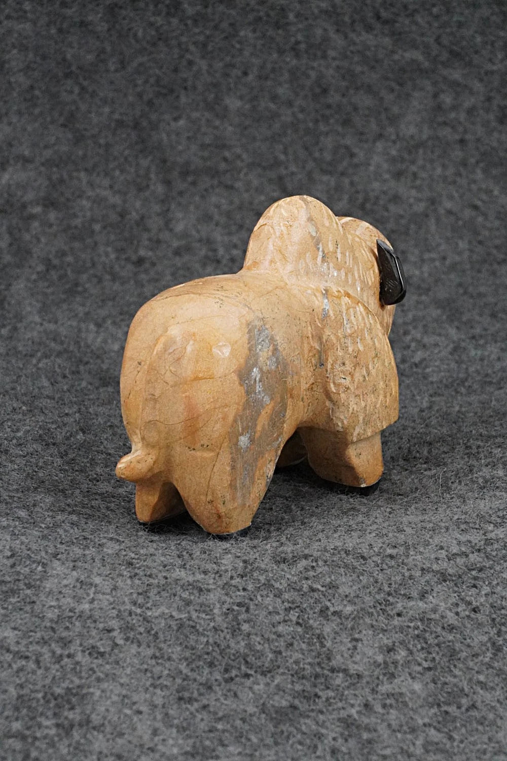 Buffalo Zuni Fetish Carving - Freddie Leekya