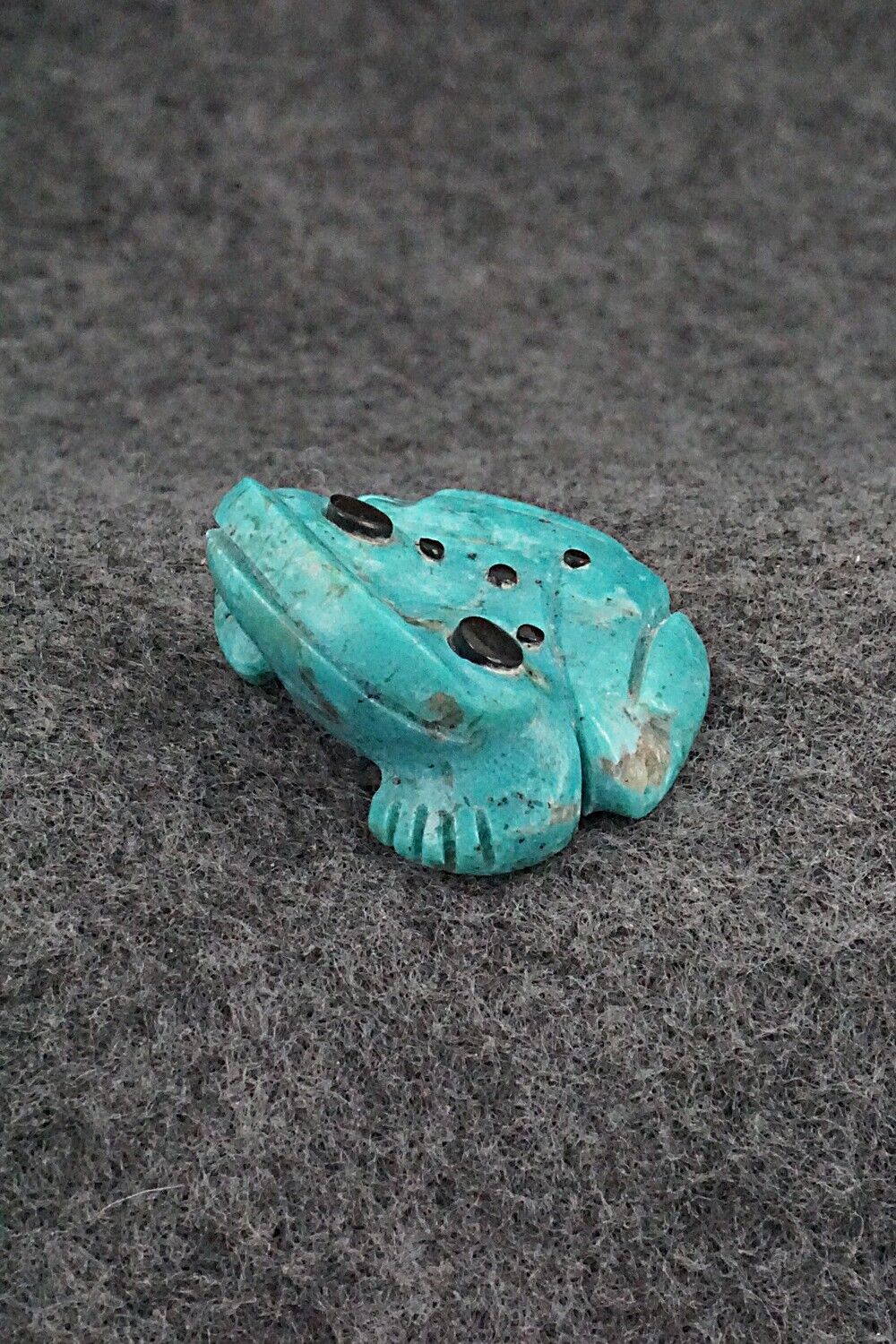 Frog Zuni Fetish Carving - Reynold Lunasee