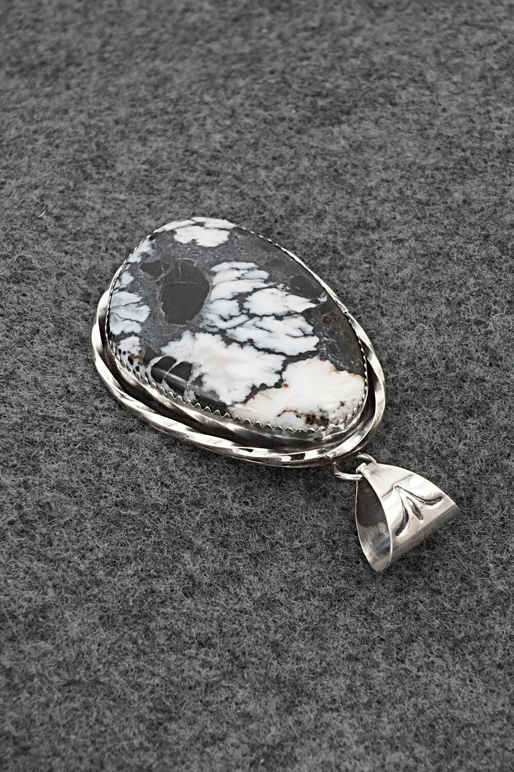 White Buffalo & Sterling Silver Pendant - Ernest Hawthorne