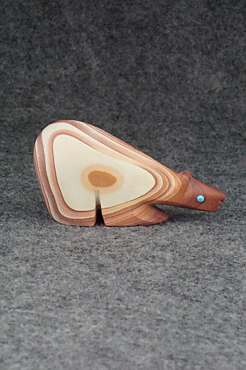 Bear Zuni Fetish Carving - Ronnie Lunasee