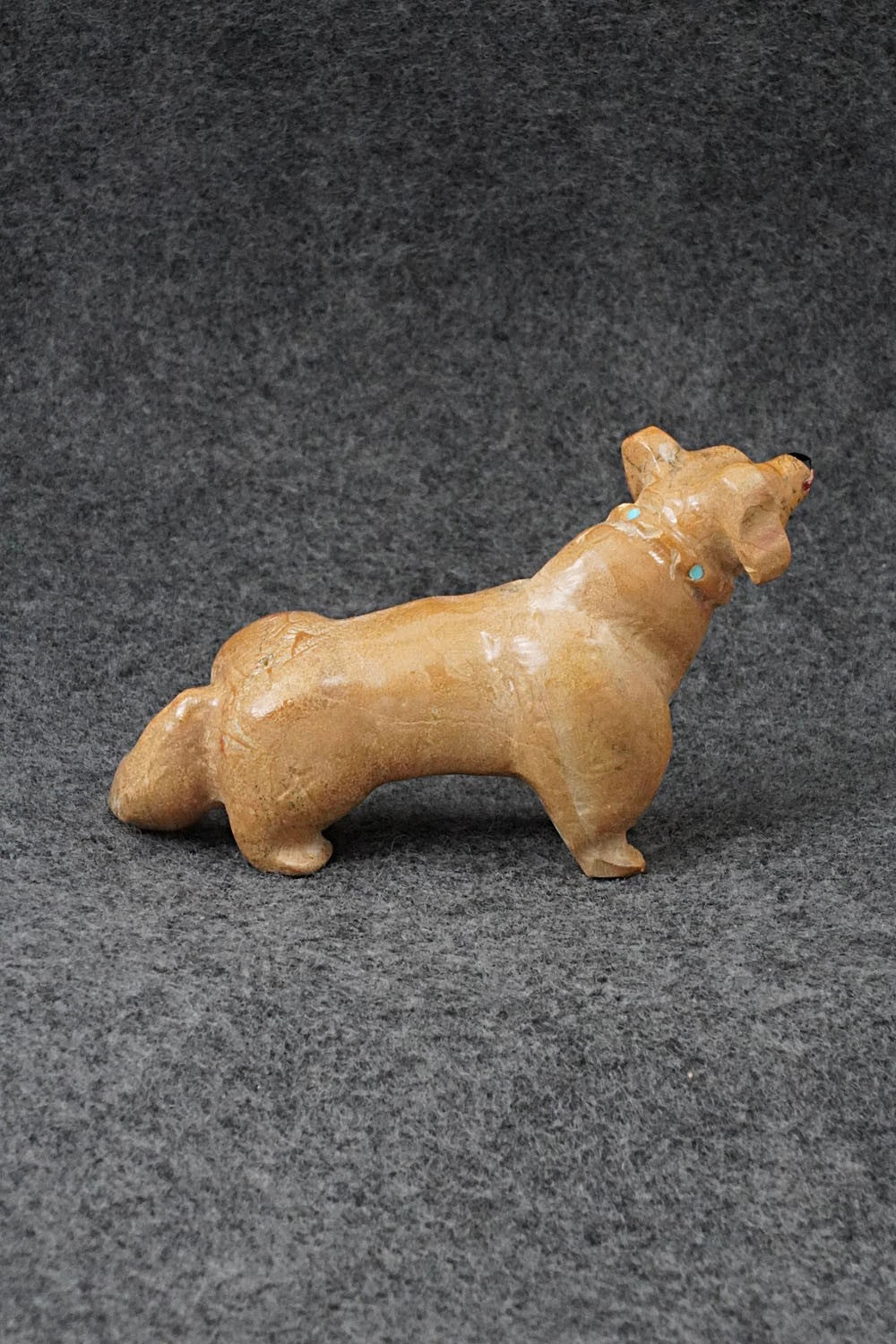 Dog Zuni Fetish Carving - Freddie Leekya