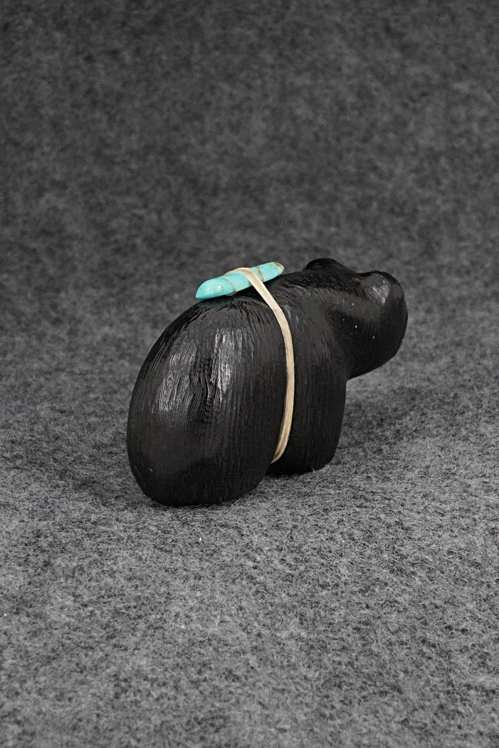 Bear Zuni Fetish Carving - Herb Halate