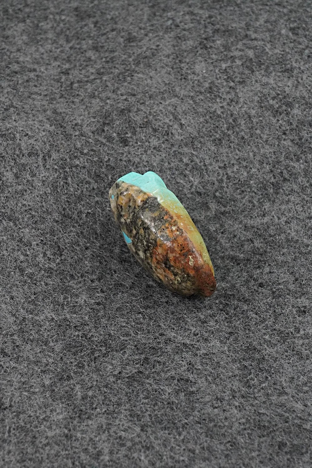 Buffalo Zuni Fetish Carving - Abby Panteah Quam