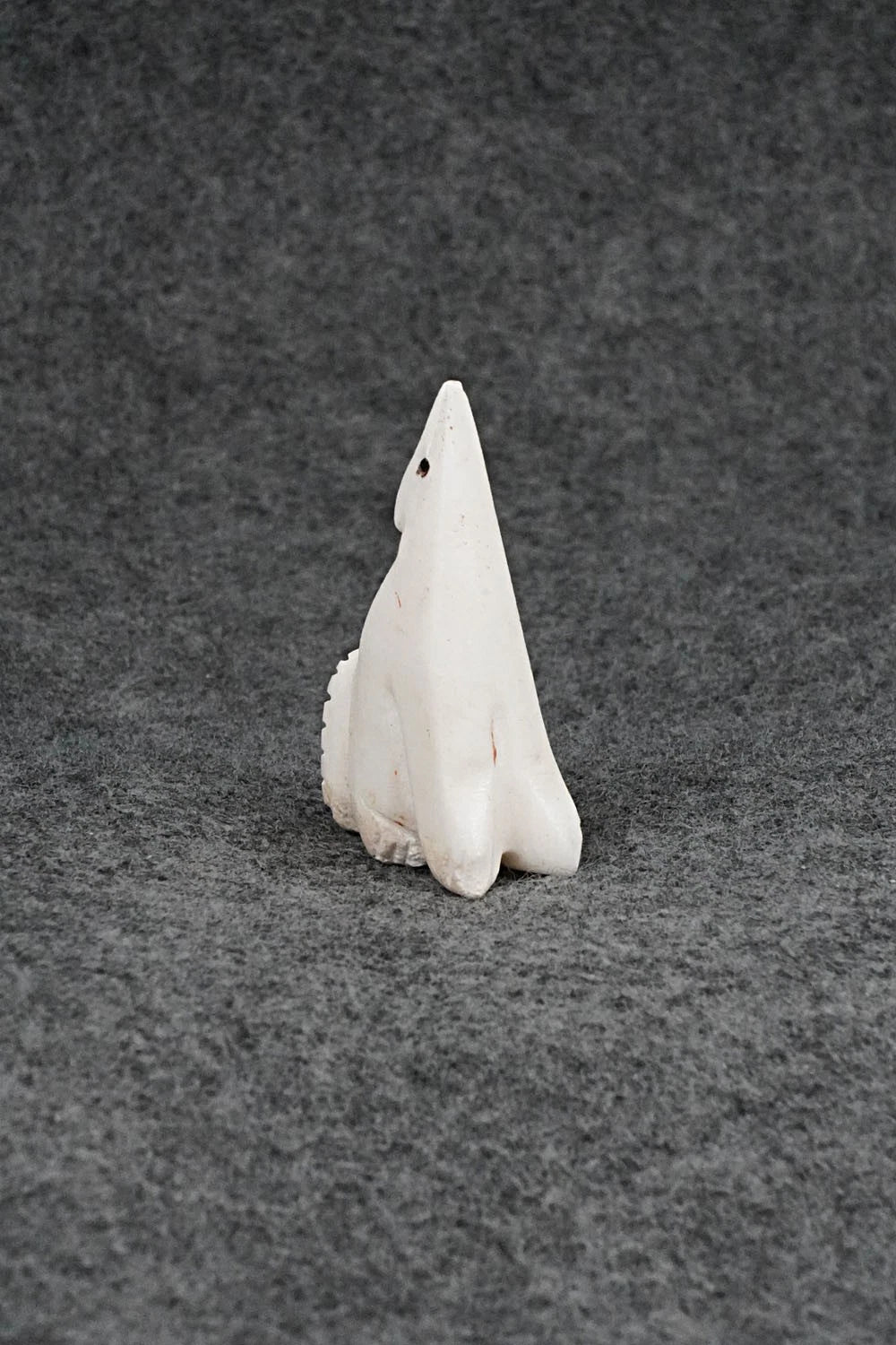Wolf Zuni Fetish Carving - Justin Red Elk