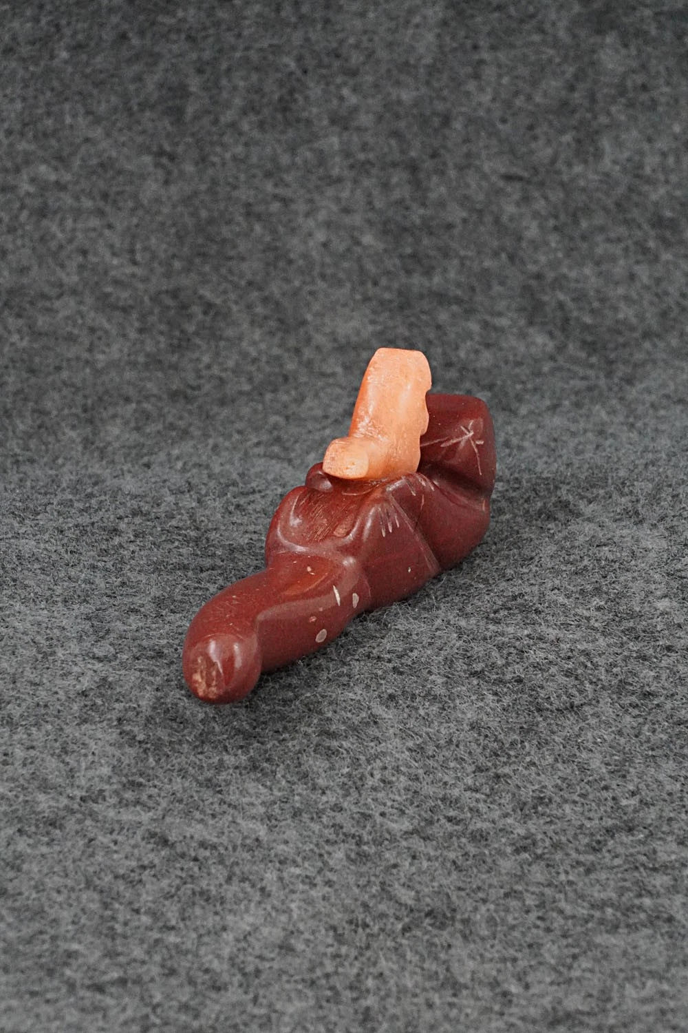 Otter Zuni Fetish Carving - Justin Red Elk