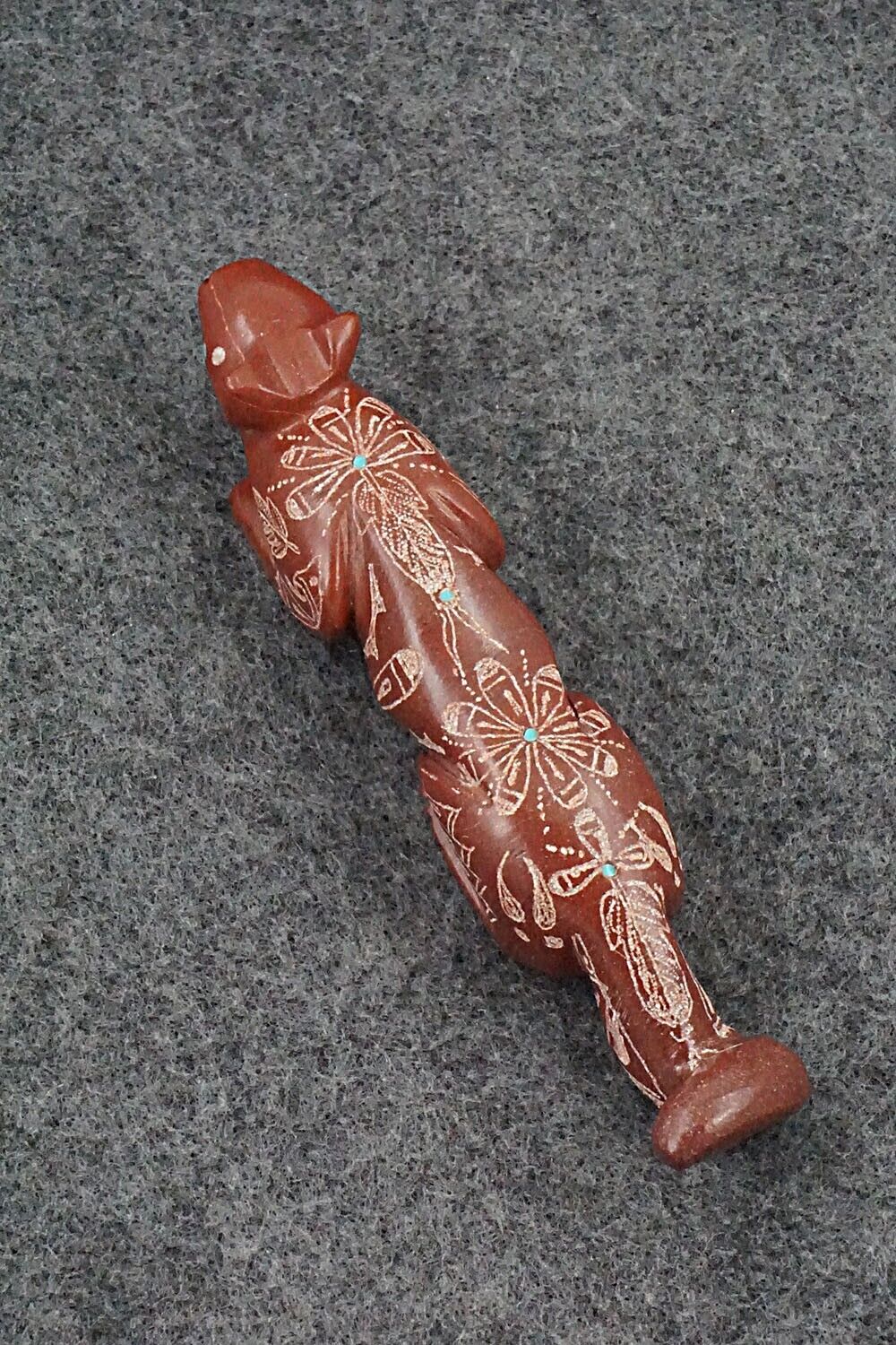 Mountain Lion Zuni Fetish Carving - Adrian Cachini