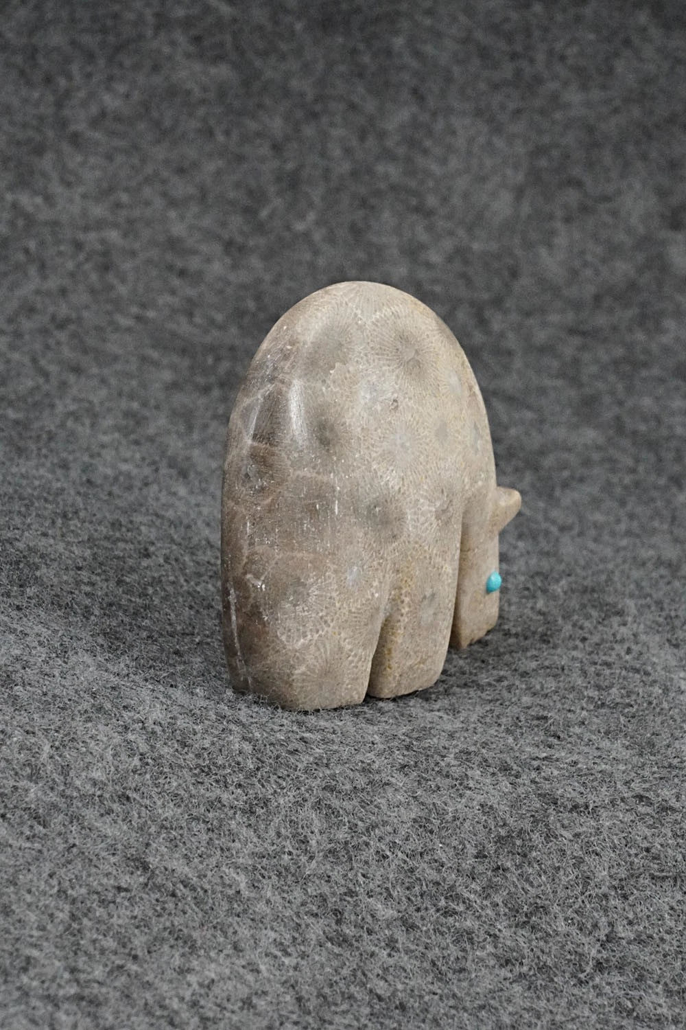 Bear Zuni Fetish Carving - Ronnie Lunasee