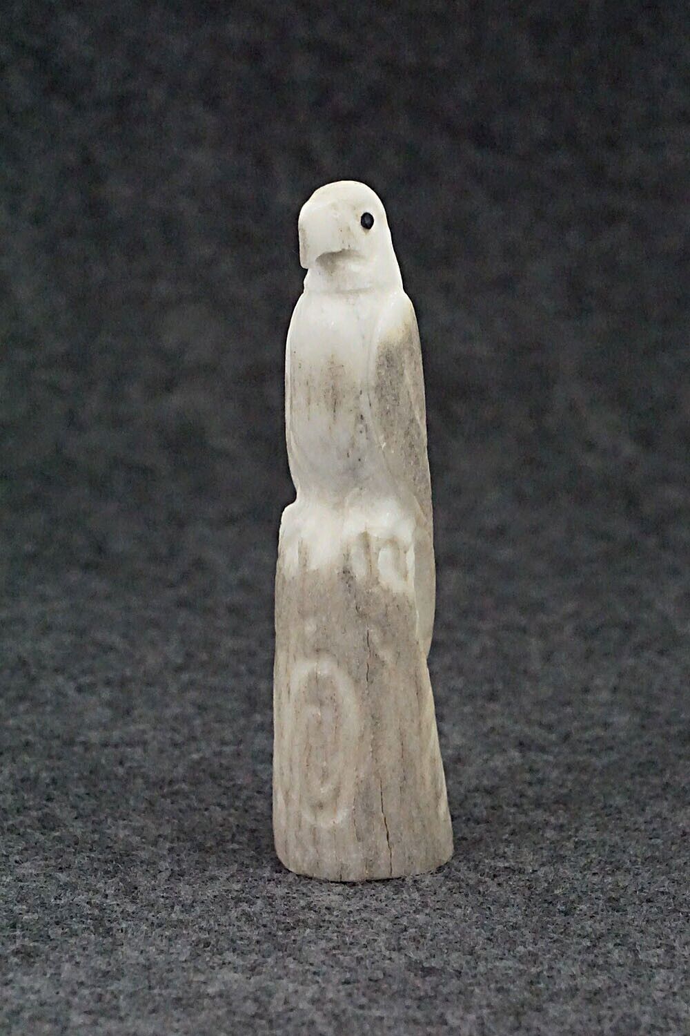 Eagle Zuni Fetish Carving - Maxx Laate
