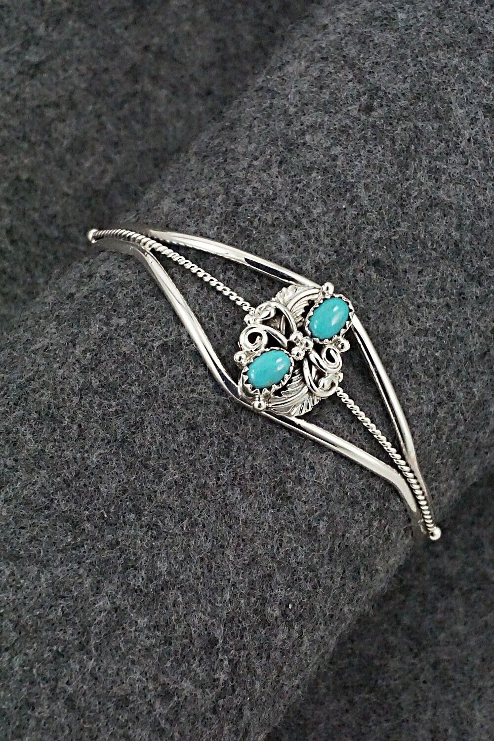 Turquoise & Sterling Silver Bracelet - Judy Largo