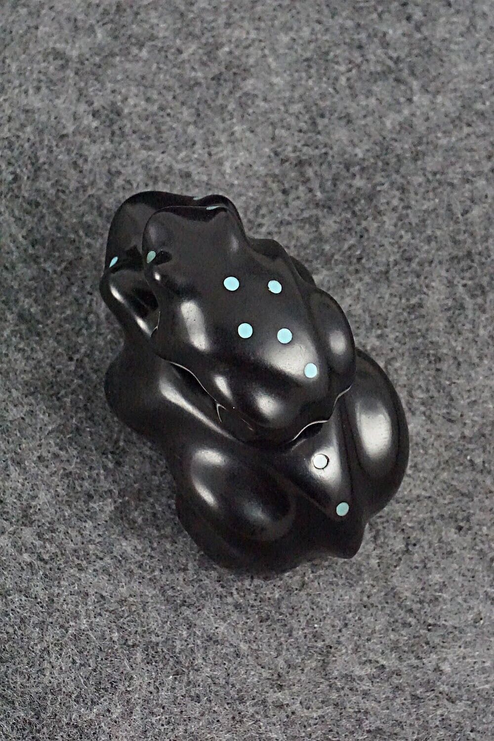 Frogs Zuni Fetish Carving - Herbert Halate