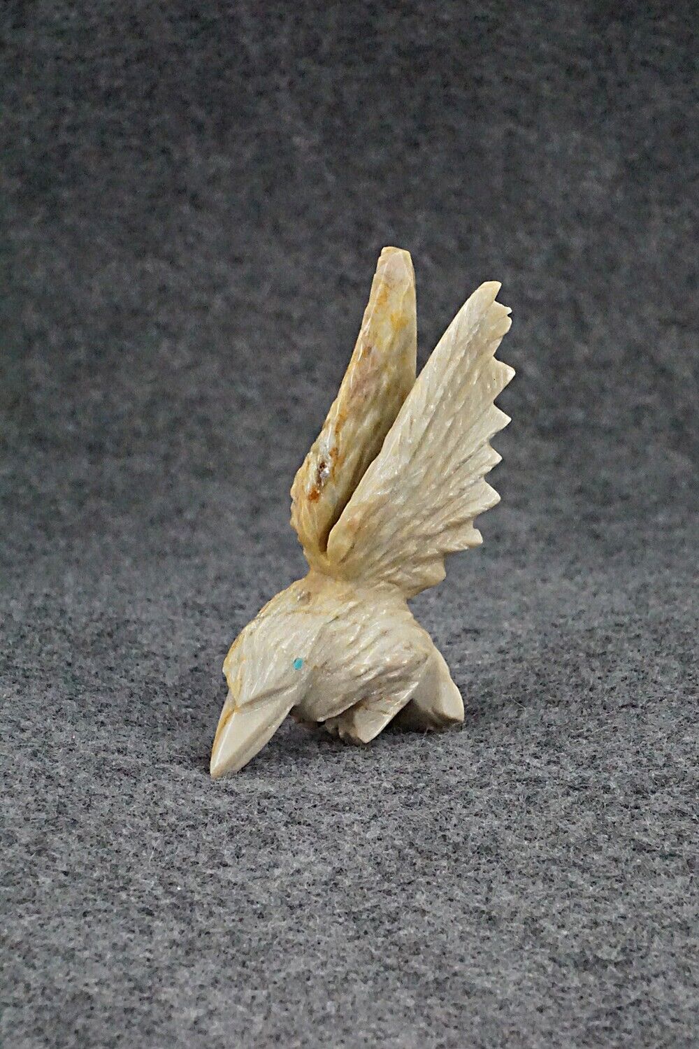 Hummingbird Zuni Fetish Carving - Tony Mackel