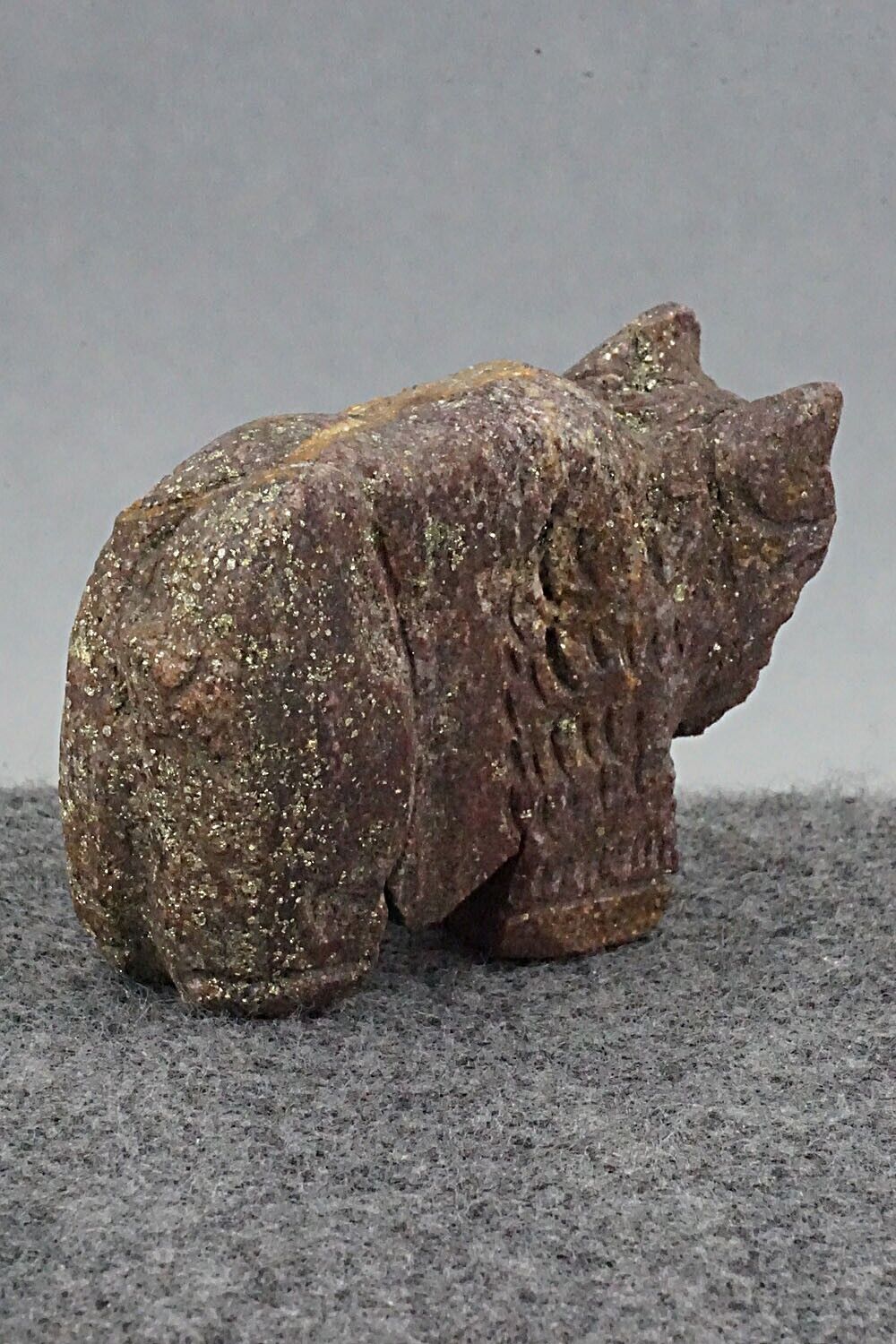 Buffalo Zuni Fetish Carving - Jon Quam