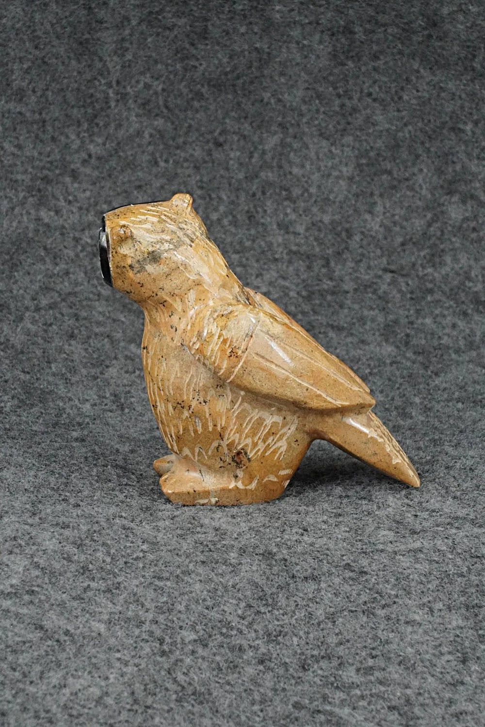 Owl Zuni Fetish Carving - Freddie Leekya