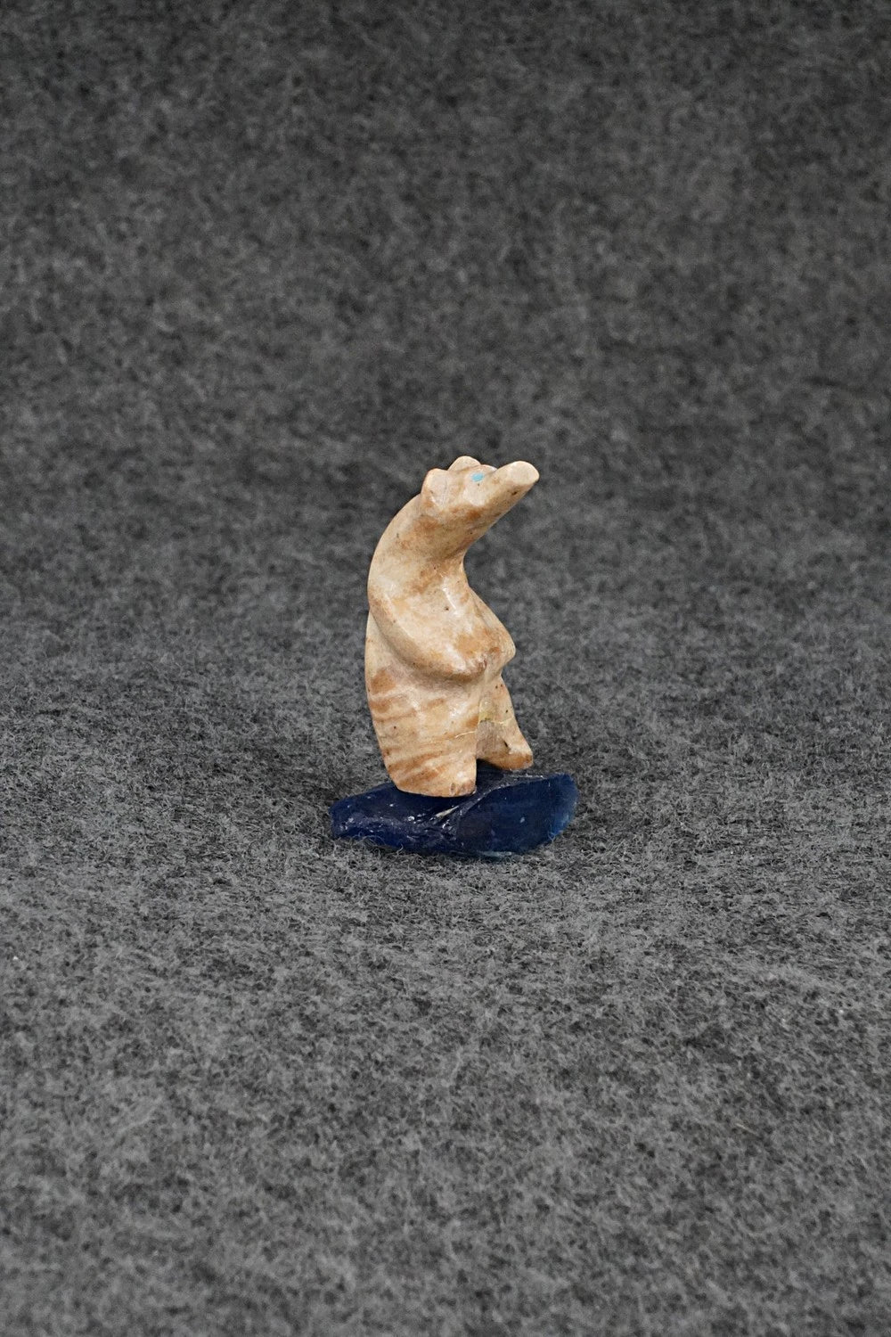 Bear Zuni Fetish Carving - Cletus Natewa