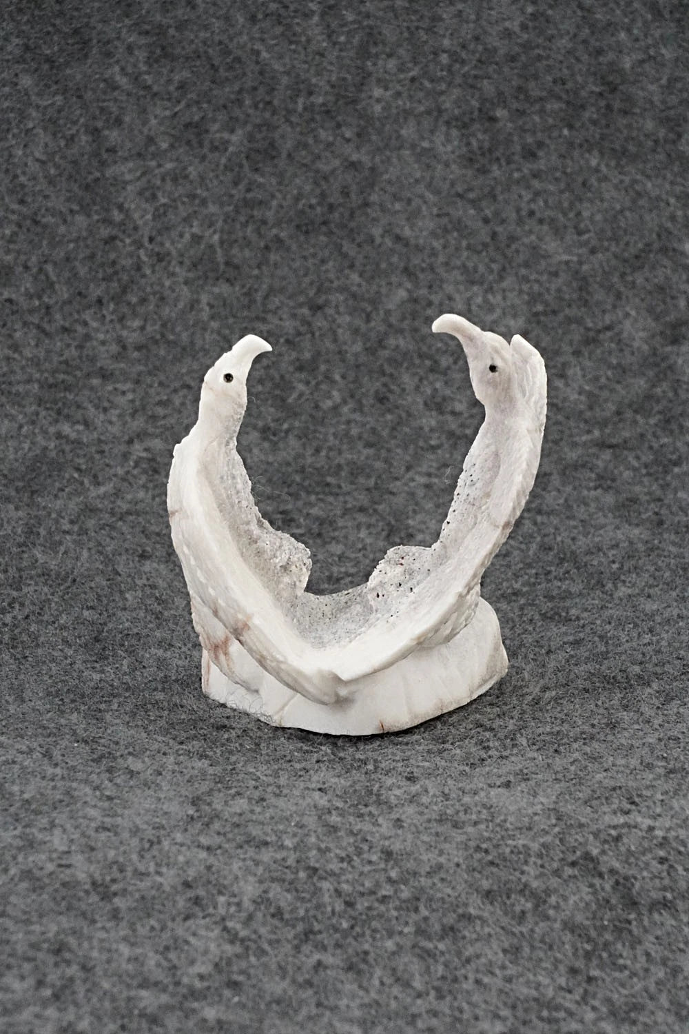 Eagles Zuni Fetish Carving - Chris Peina