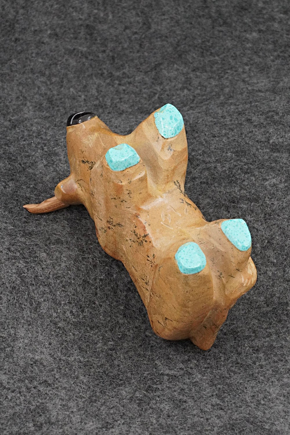 Bull Zuni Fetish Carving - Freddie Leekya