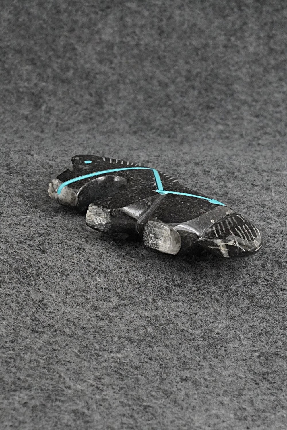 Horse Zuni Fetish Carving - Kenric Laiwakete