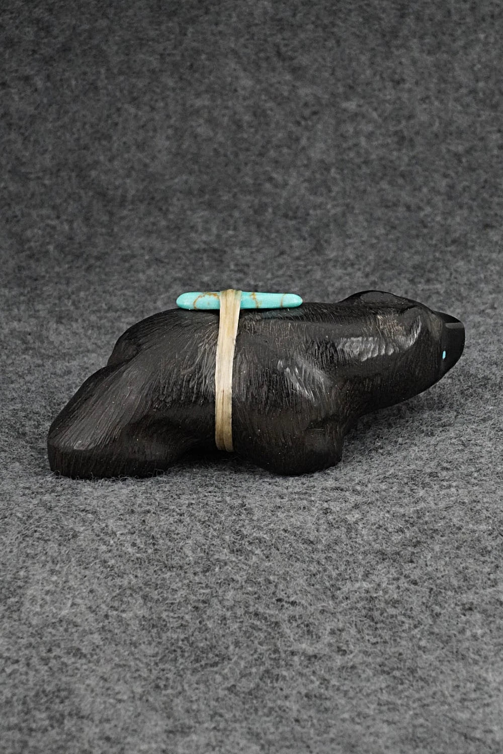Bear Zuni Fetish Carving - Herb Halate