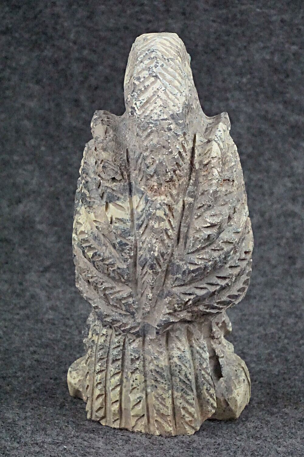 Eagle Zuni Fetish Carving - Jon Quam