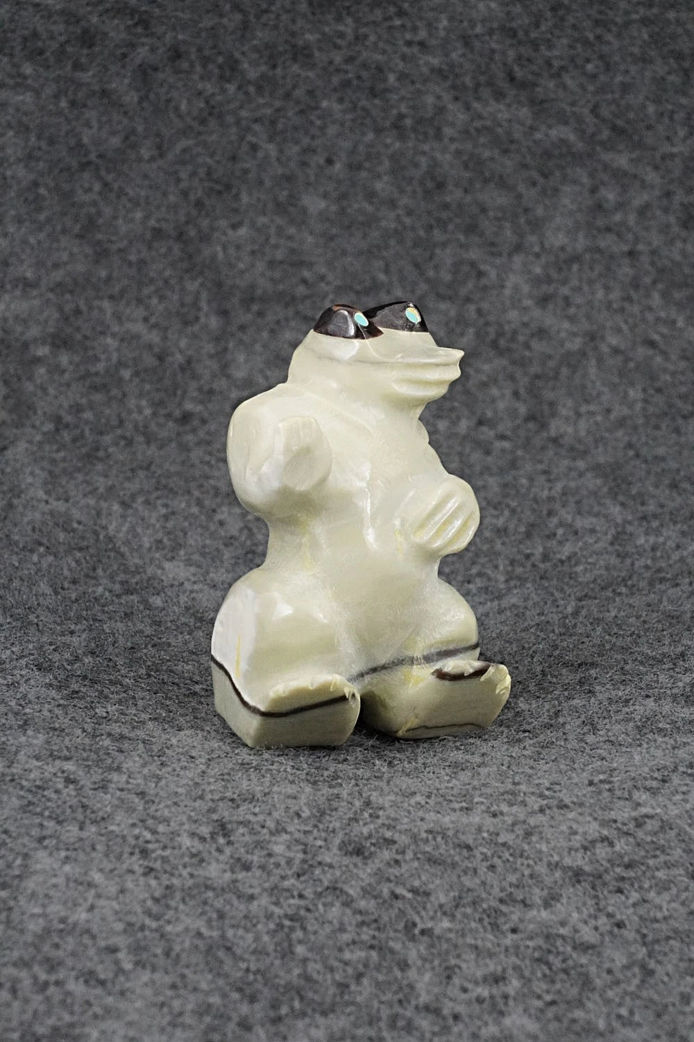 Frog Zuni Fetish Carving - Freddie Leekya
