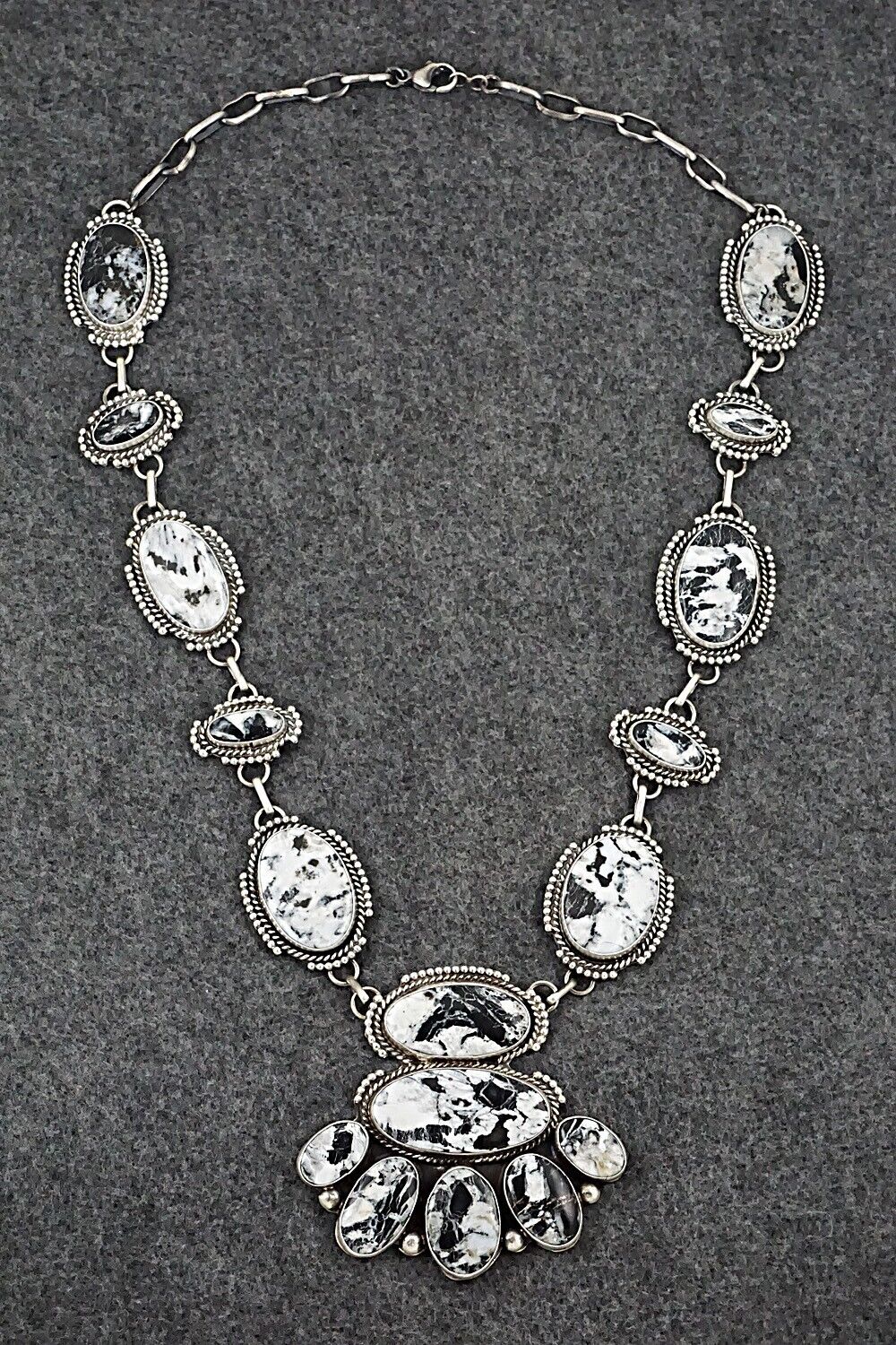 White Buffalo & Sterling Silver Necklace & Earrings Set - Bob Becenti