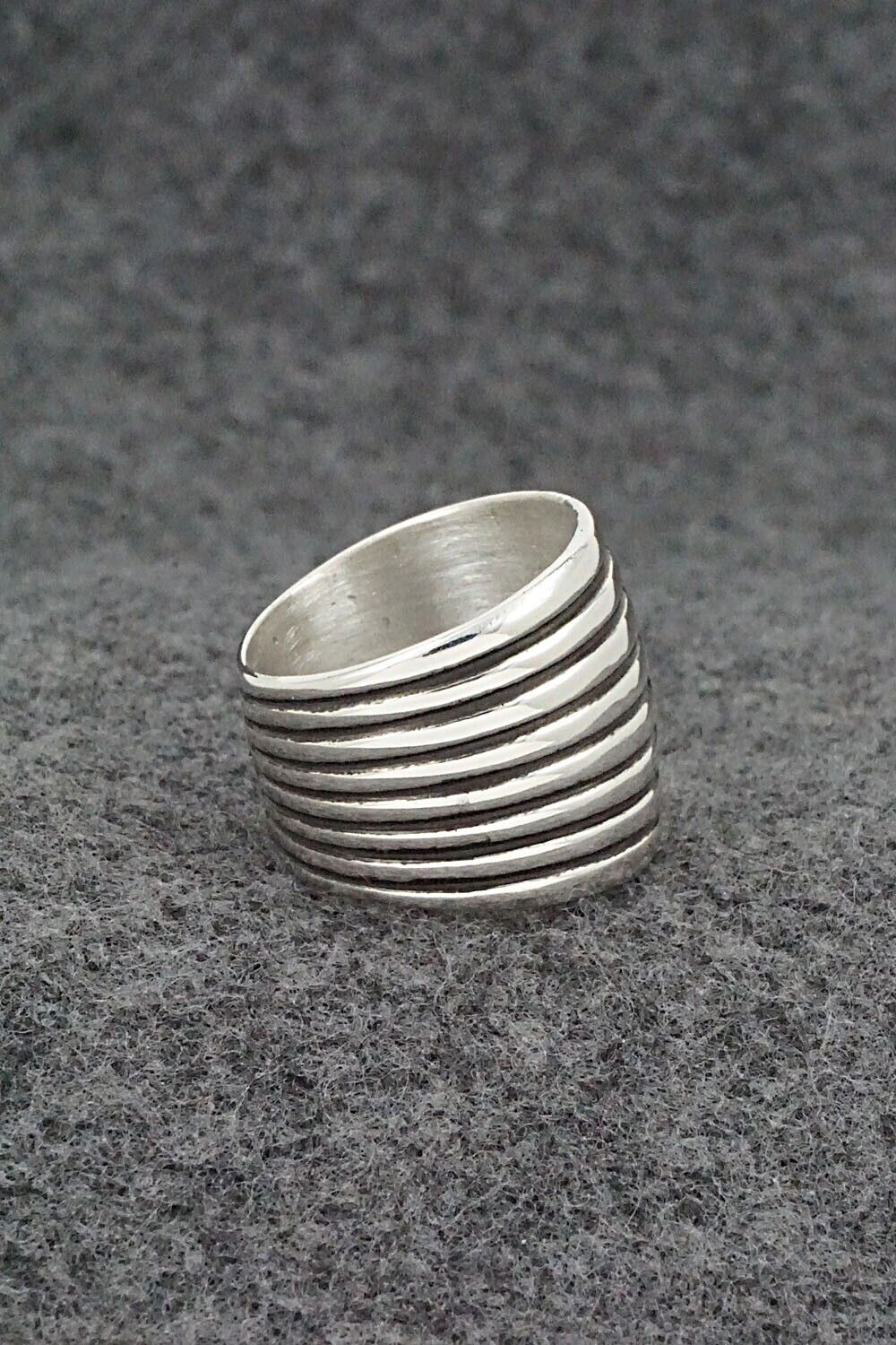 Sterling Silver Ring - Elgin Tom - Size 8