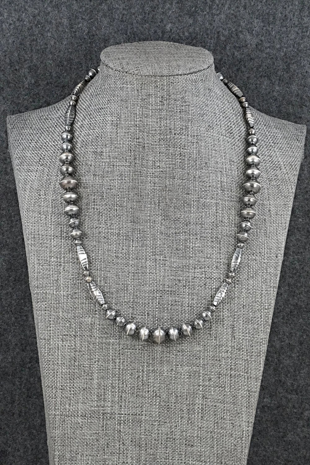 Sterling Silver Navajo Pearl Necklace 18" - Vintage