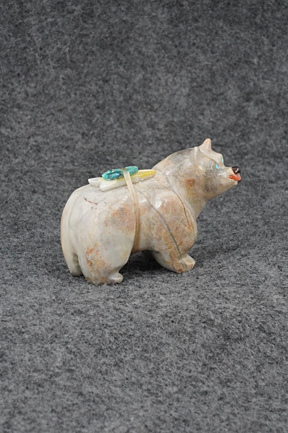 Bear Zuni Fetish Carving - Freddie Leekya
