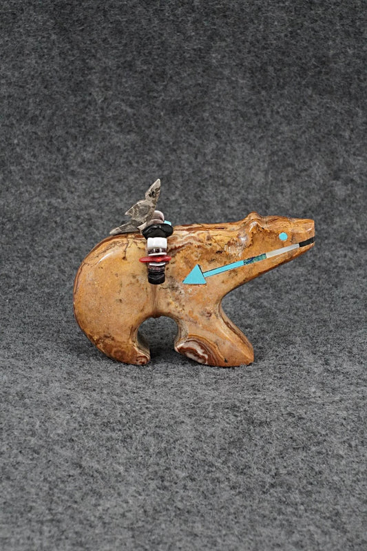 Bear Zuni Fetish Carving - Fernando Laiwakete