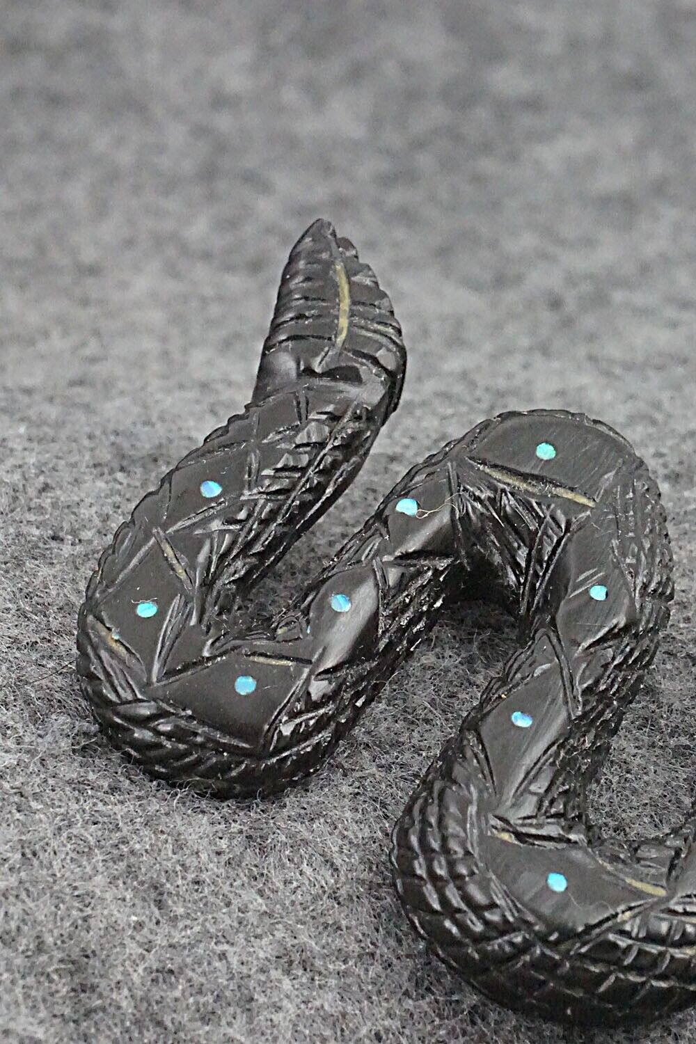 Rattlesnake Zuni Fetish Carving - Tony Mackel