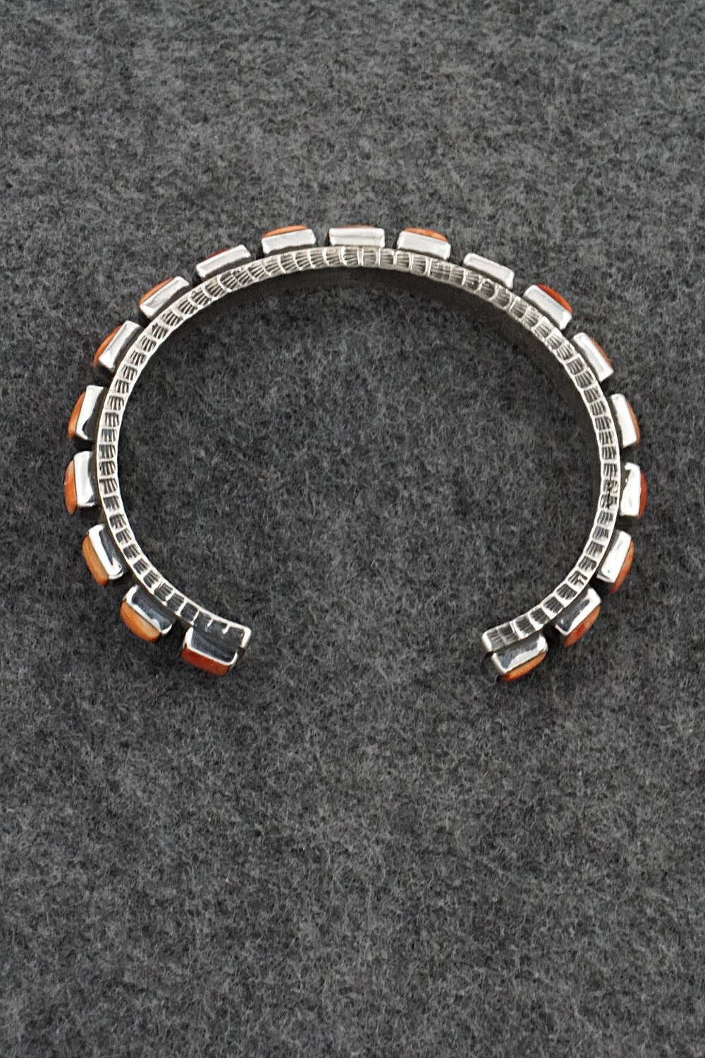 Spiny Oyster & Sterling Silver Bracelet - Ernest Rangel