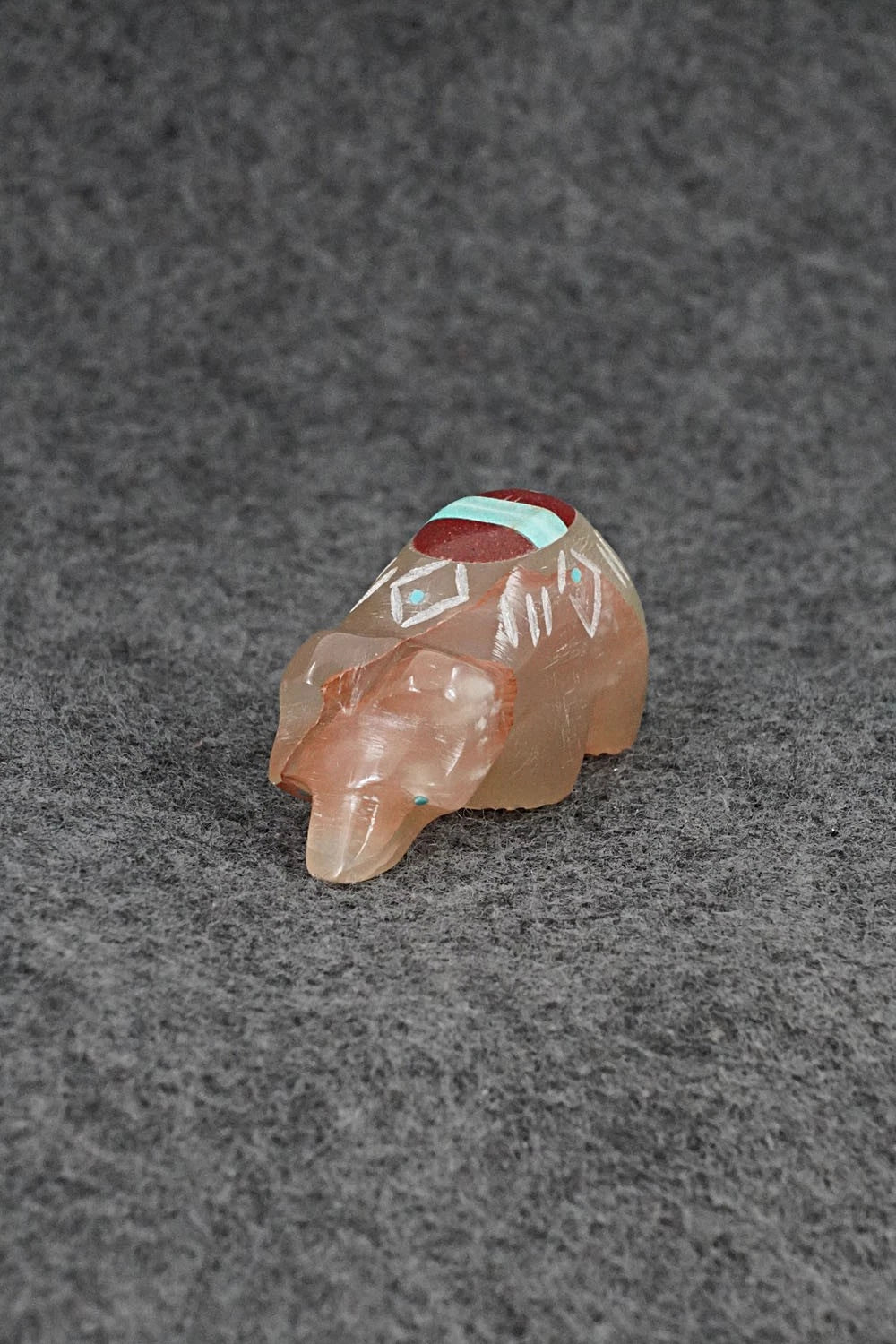 Bear Zuni Fetish Carving - Brandon Phillip