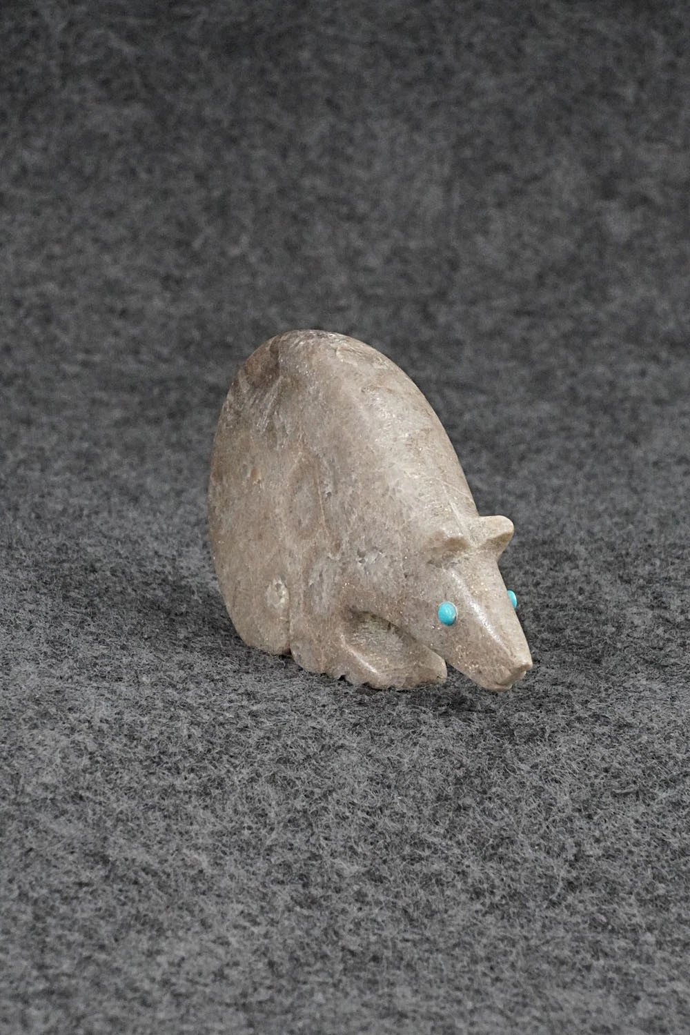 Bear Zuni Fetish Carving - Ronnie Lunasee