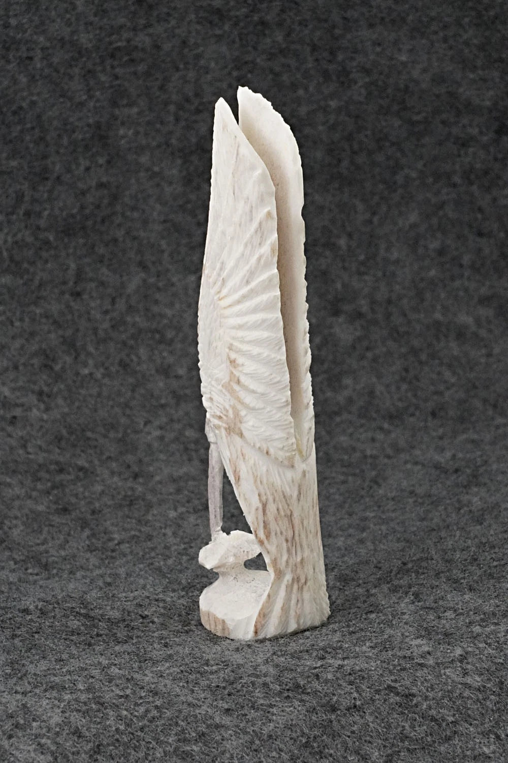 Hummingbird Zuni Fetish Carving - Lewis Malie