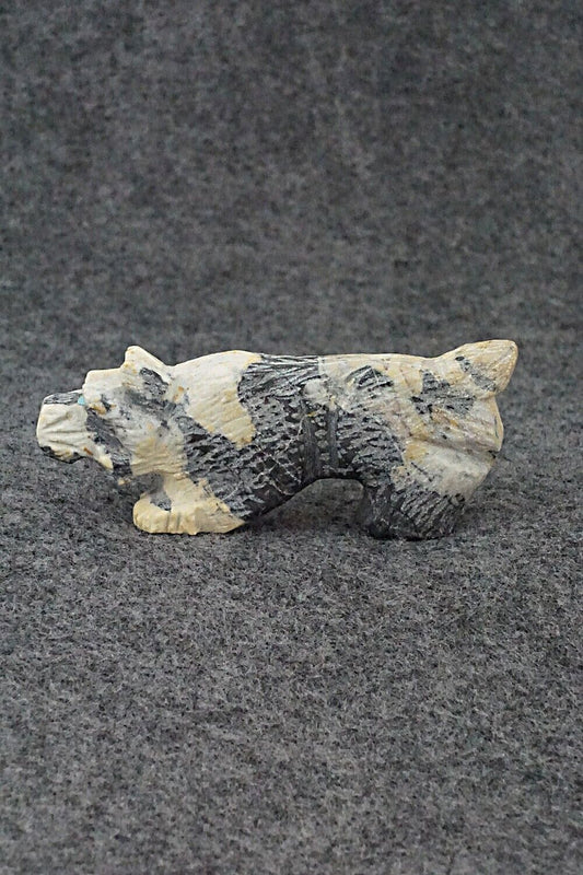 Bobcat Zuni Fetish Carving - Tony Mackel